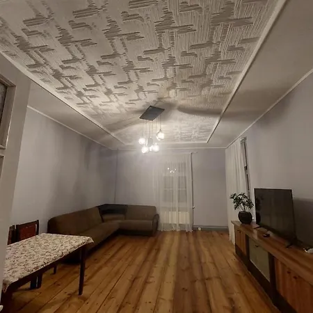 Pils Ielas Apartamenti Kandava Exterior photo