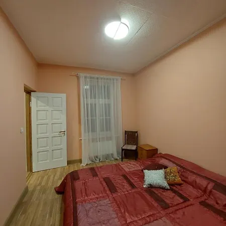 Pils Ielas Apartamenti Kandava Exterior photo
